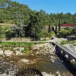 Le Moulin Du Temps -chambres Et Lounge Bar Au Bord De La Riviere לינה וארוחת בוקר 3*