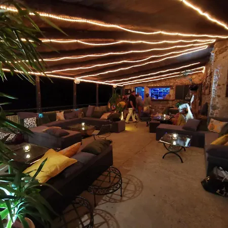 Le Moulin Du Temps -chambres Et Lounge Bar Au Bord De La Riviere Bed & Breakfast