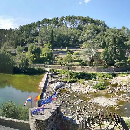 Le Moulin Du Temps -chambres Et Lounge Bar Au Bord De La Riviere 3*