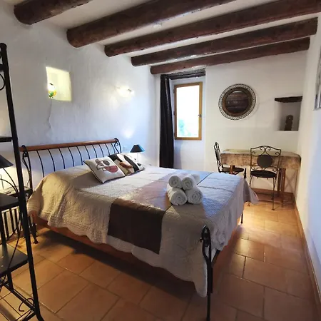 Panzió Le Moulin Du Temps -chambres Et Lounge Bar Au Bord De La Riviere Corbés