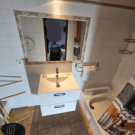 Le Moulin Du Temps -chambres Et Lounge Bar Au Bord De La Riviere Bed & Breakfast *
