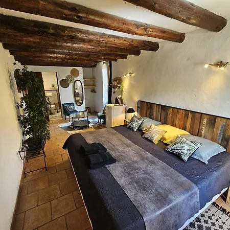 Le Moulin Du Temps -chambres Et Lounge Bar Au Bord De La Riviere 3*