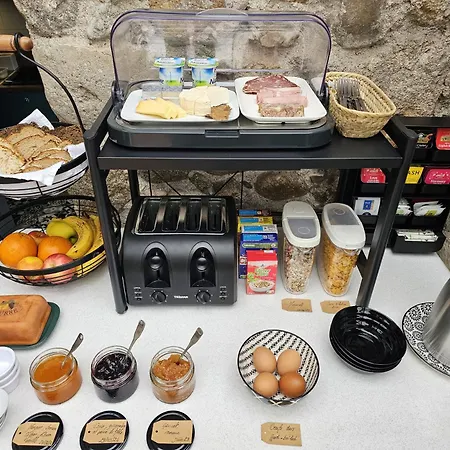 Le Moulin Du Temps -chambres Et Lounge Bar Au Bord De La Riviere Corbés