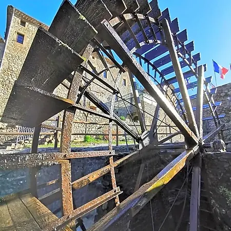 Le Moulin Du Temps -chambres Et Lounge Bar Au Bord De La Riviere 3*